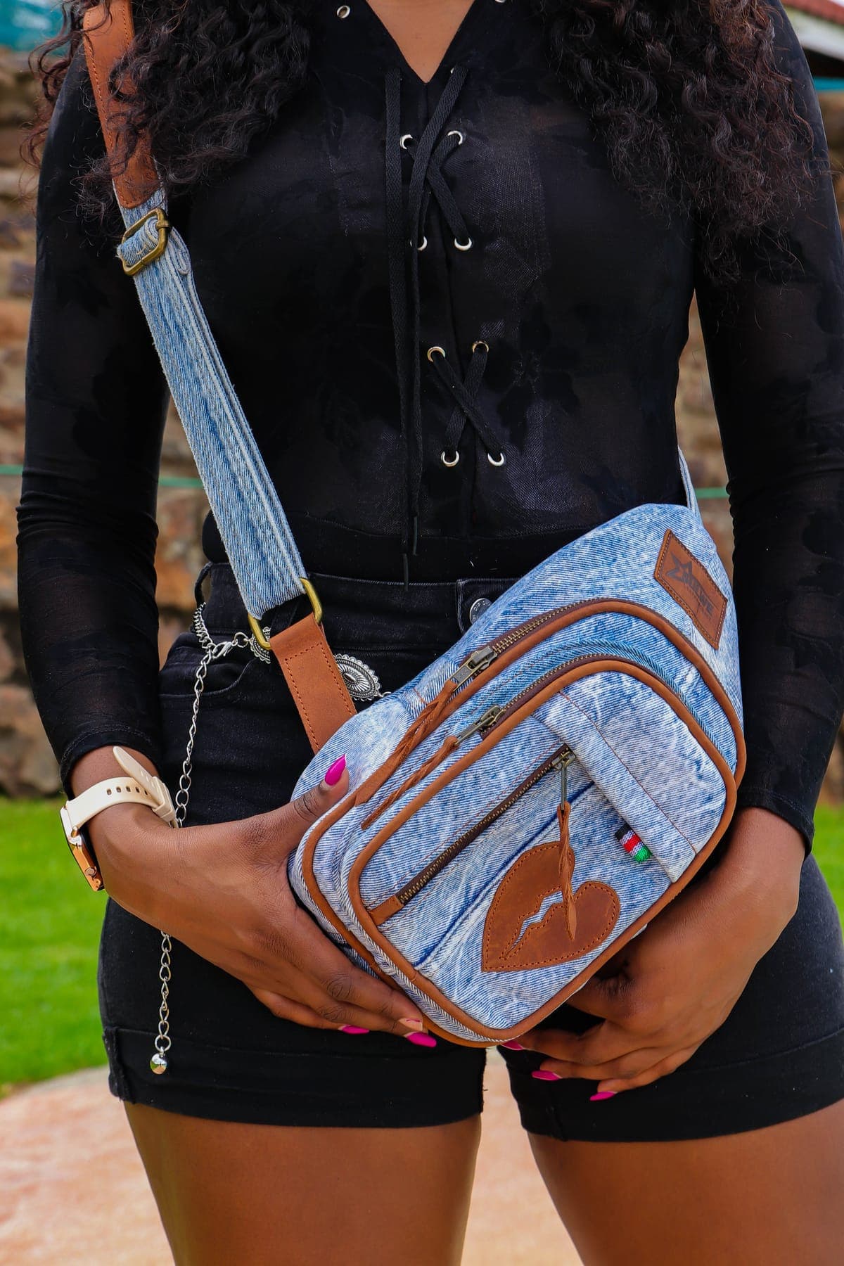 The Scar Cross Bag — genuine leather, Sulwe Leathercraft (view 3)